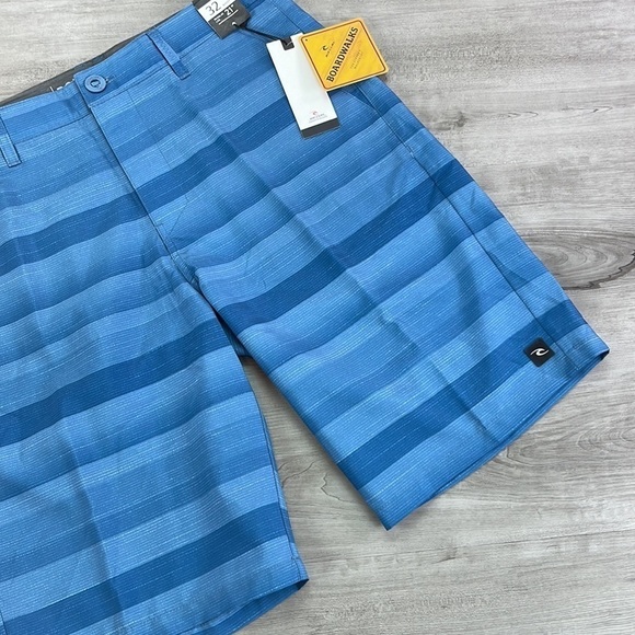 RIP CURL - RECLASSIFIED STRIPES SHORTS - Picture 5 of 11